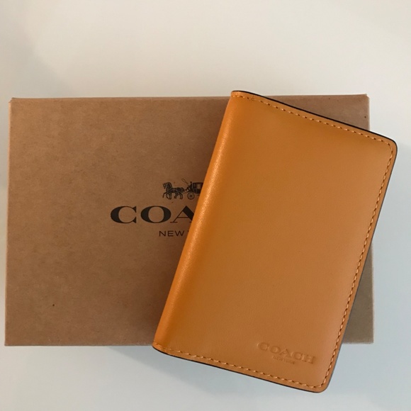 Coach CardHolders - Picture 3 of 9